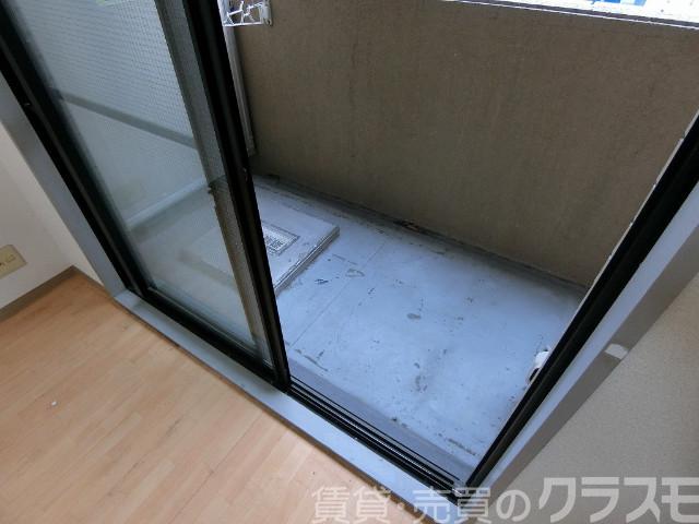 25/30 バルコニー