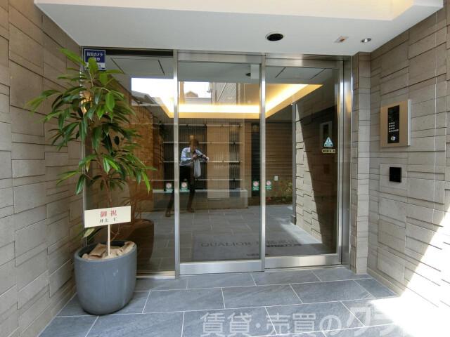 2/3 エントランス