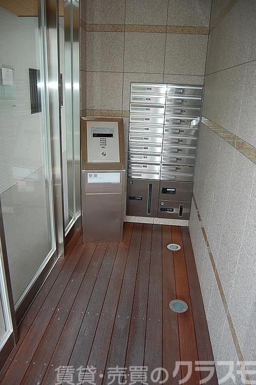 29/30 エントランス