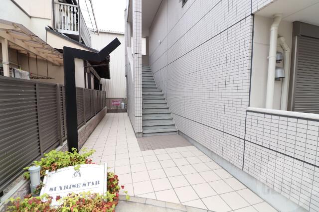 16/24 エントランス