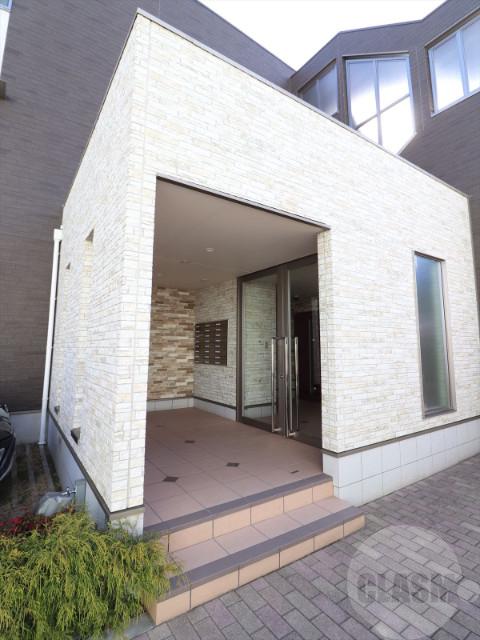 3/10 エントランス