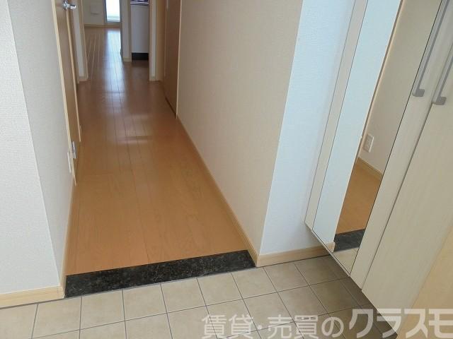 17/30 玄関