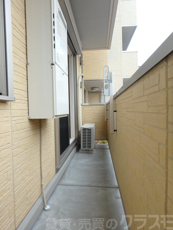 14/28 バルコニー