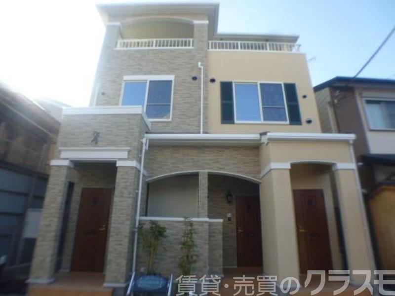 30/30 エントランス