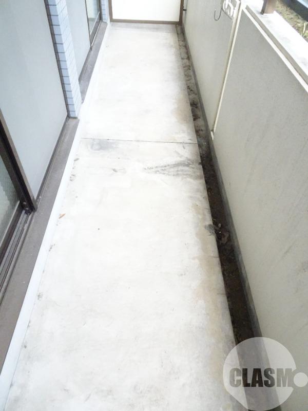 13/30 バルコニー