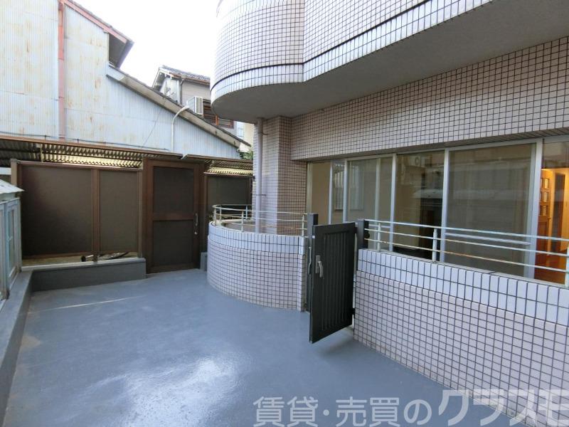 25/30 バルコニー