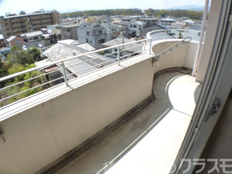 25/30 バルコニー