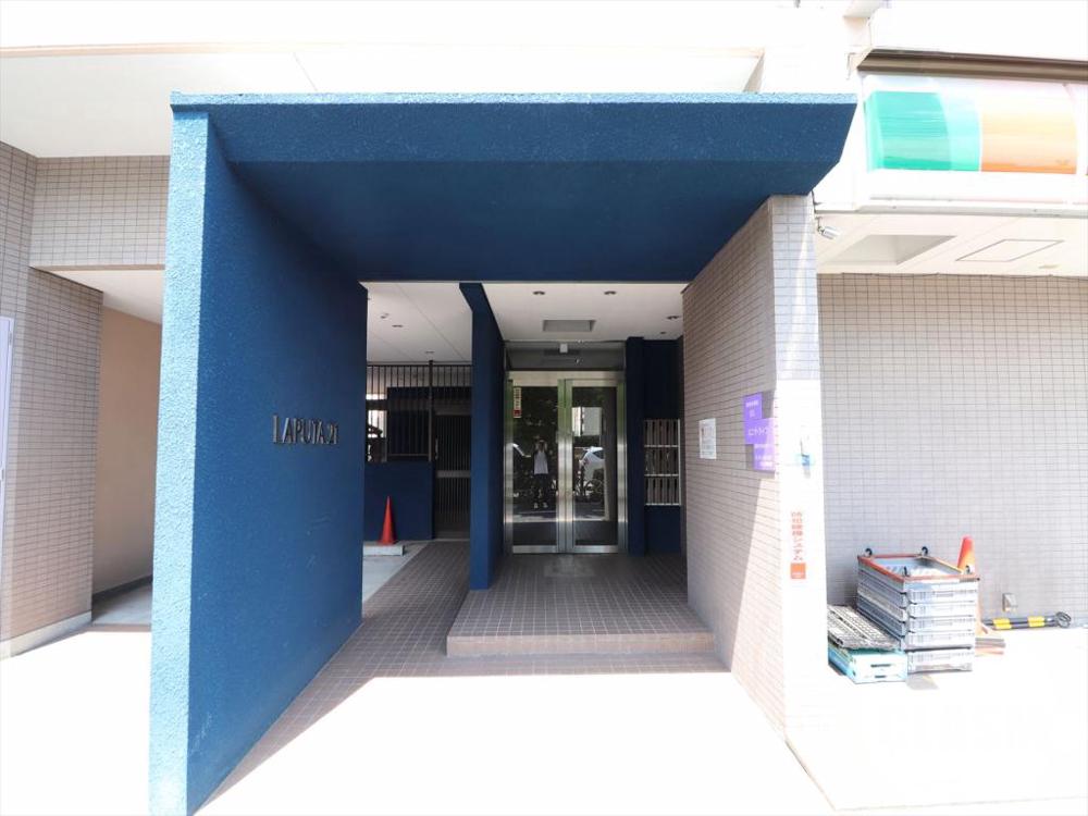 2/10 エントランス