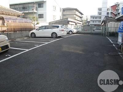 15/21 駐車場
