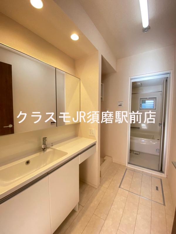 22/30 洗面