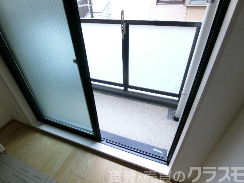 25/30 バルコニー