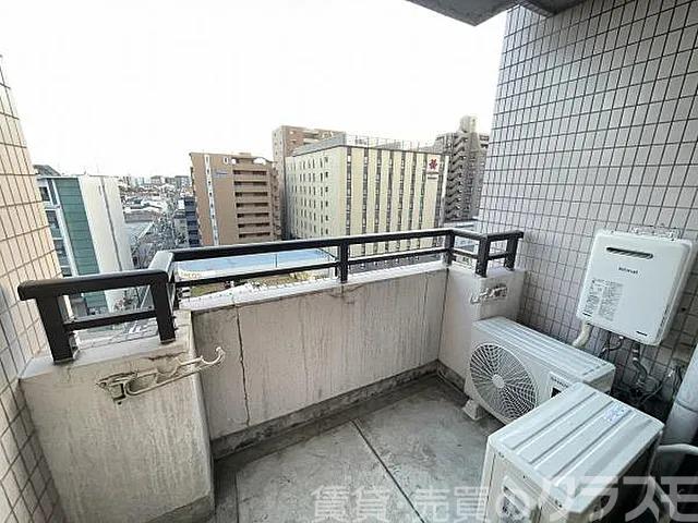 25/30 バルコニー