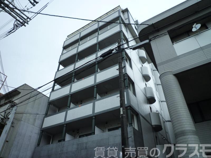 30/30 エントランス