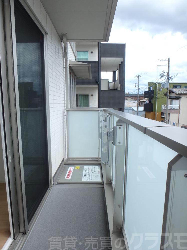 15/26 バルコニー