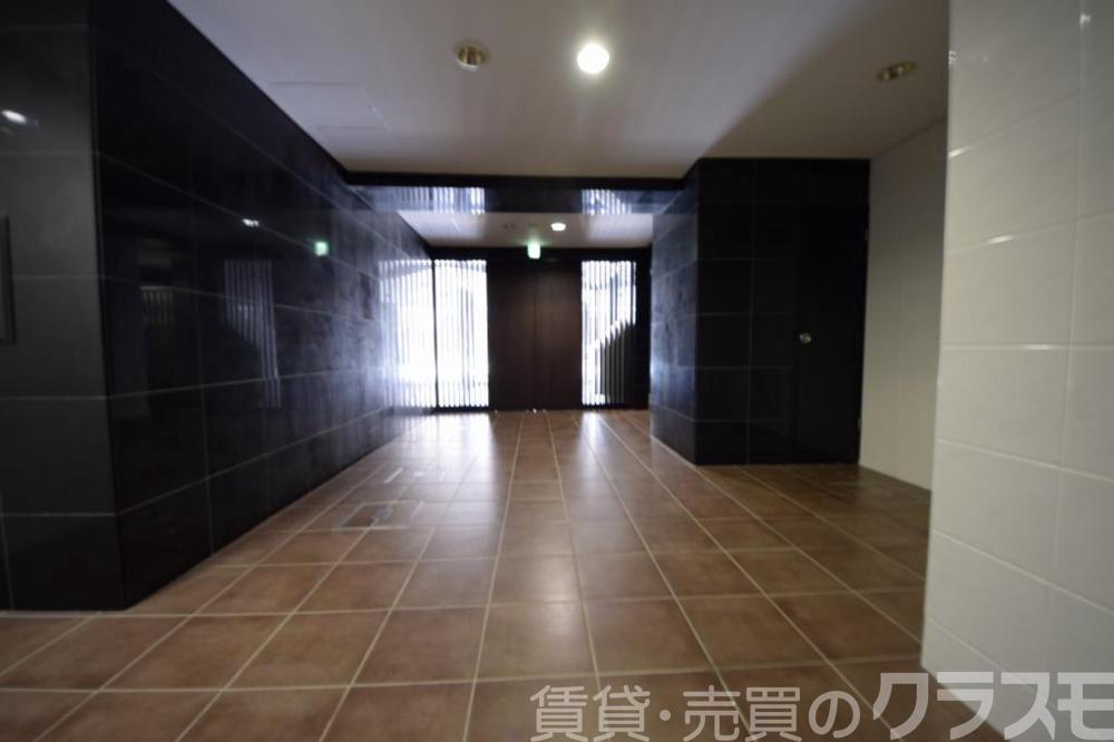 29/30 エントランス