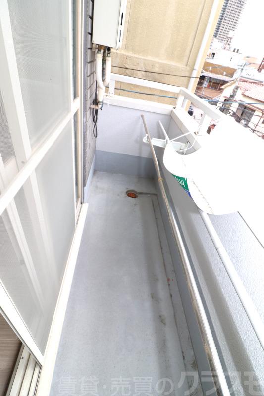 13/21 バルコニー