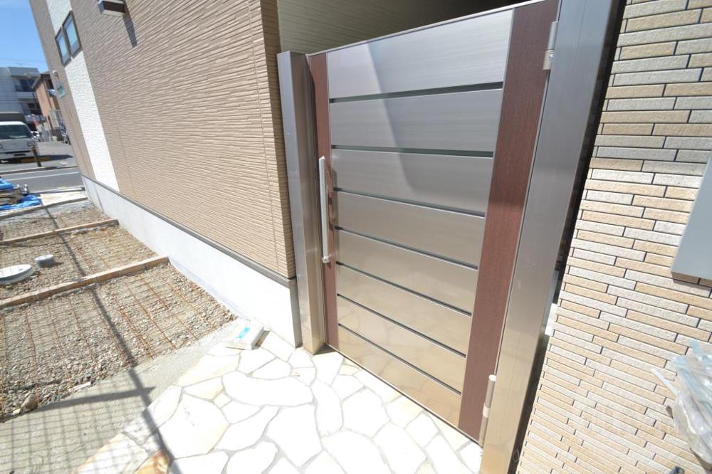 20/28 エントランス