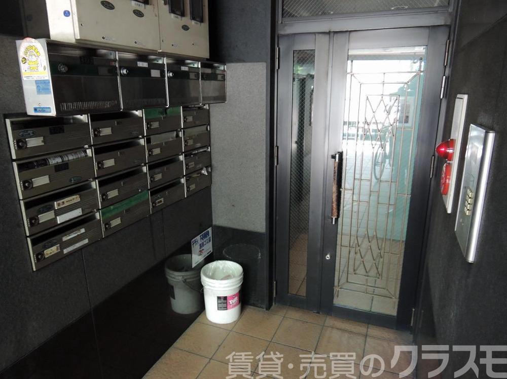 29/30 エントランス