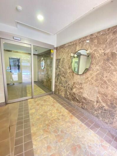 17/24 エントランス