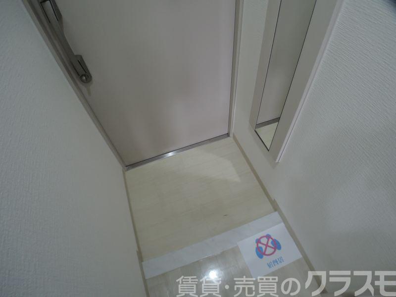 18/30 玄関