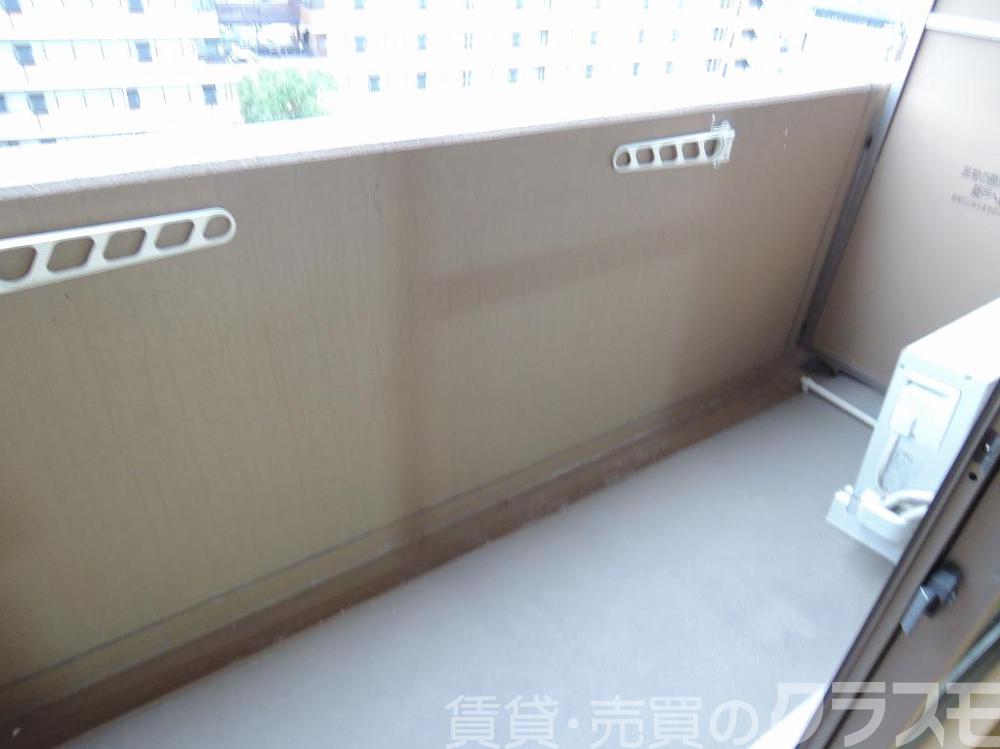 23/30 バルコニー