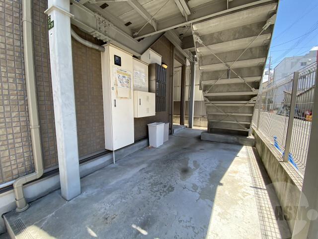 19/28 エントランス