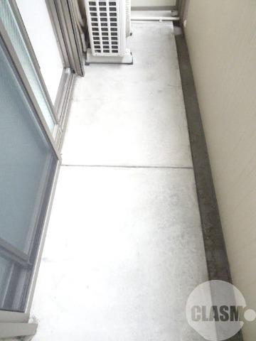 16/27 バルコニー