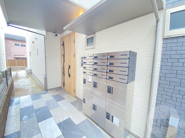 21/29 エントランス