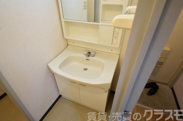 22/30 洗面