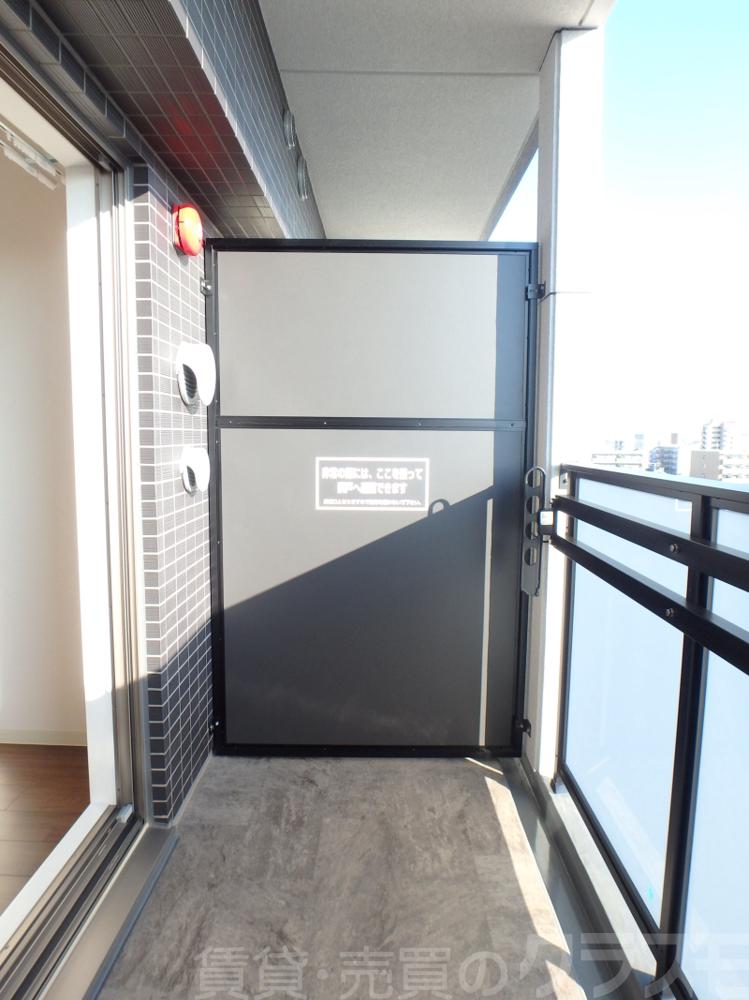 19/30 バルコニー