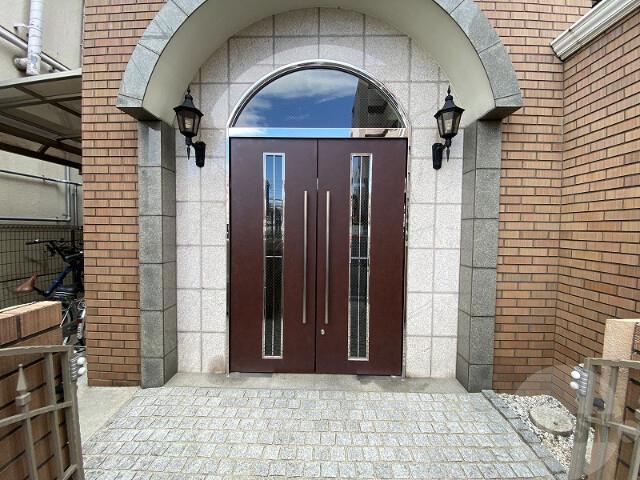 14/22 エントランス