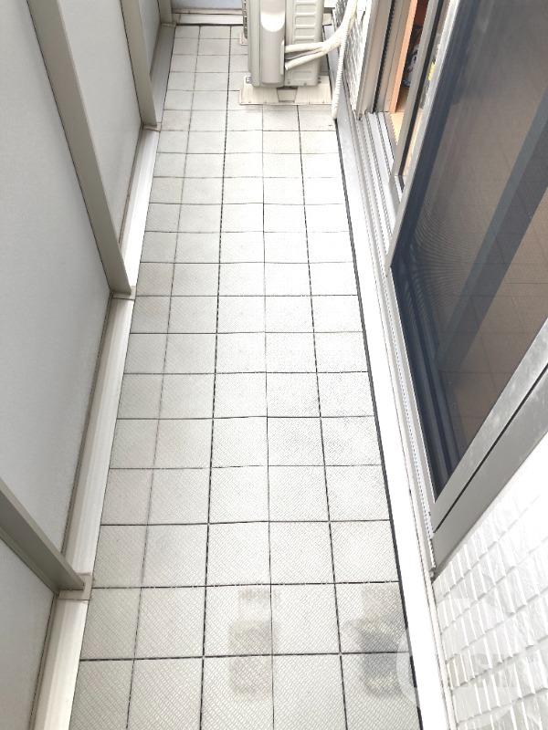 16/27 バルコニー