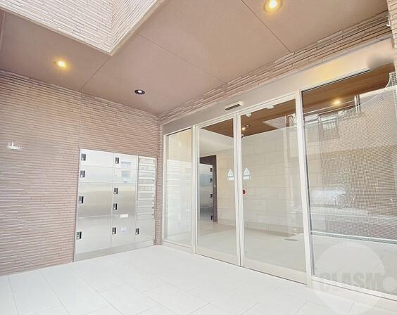 16/25 エントランス