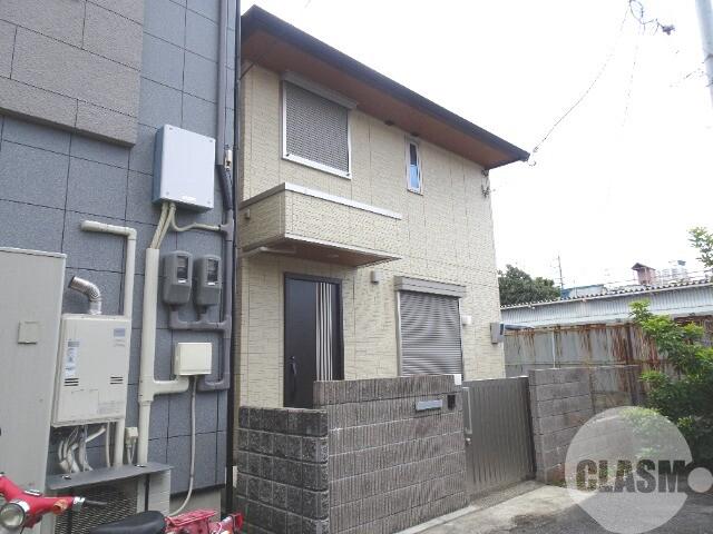 20/30 エントランス