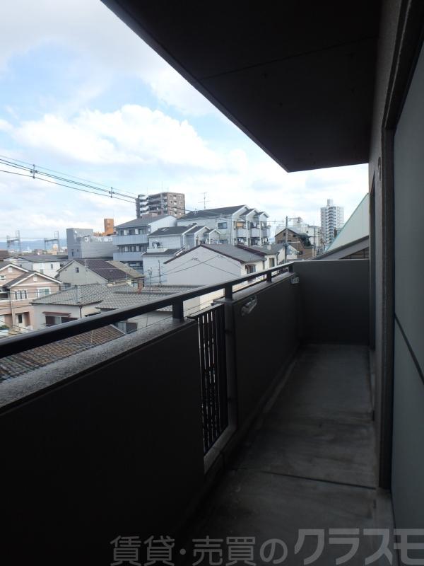 17/27 バルコニー