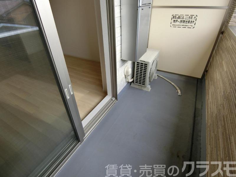 23/30 バルコニー