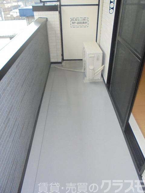 25/30 バルコニー