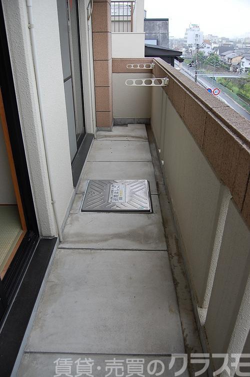 25/30 バルコニー