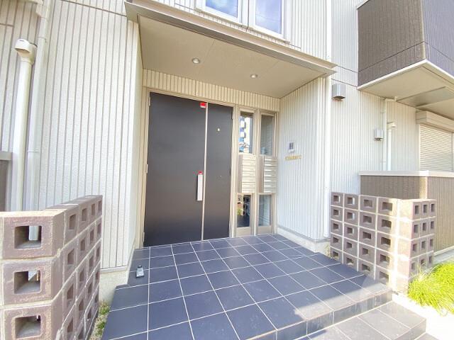 19/28 エントランス