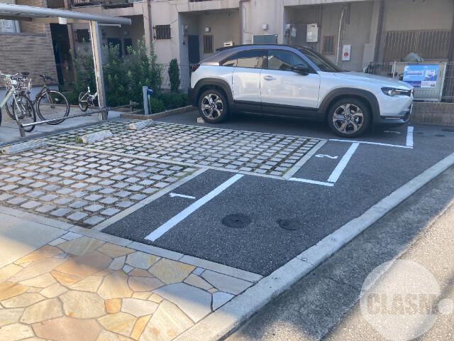 15/26 駐車場