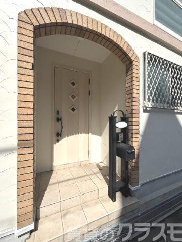 19/25 エントランス