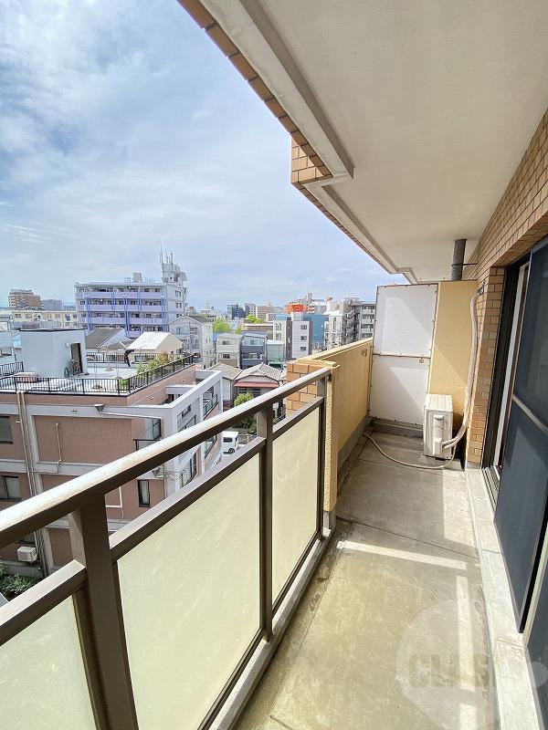 16/27 バルコニー