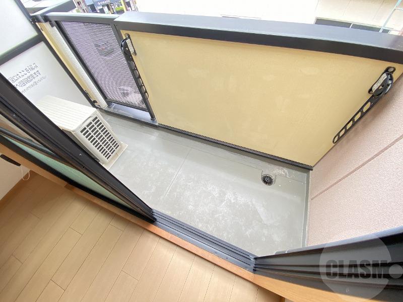 13/26 バルコニー