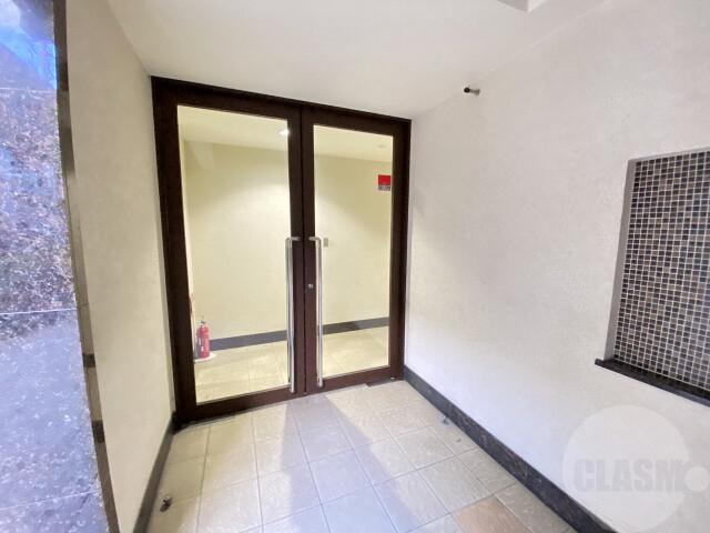 16/25 エントランス