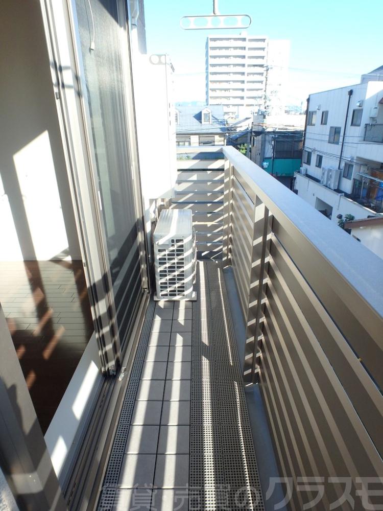 18/30 バルコニー