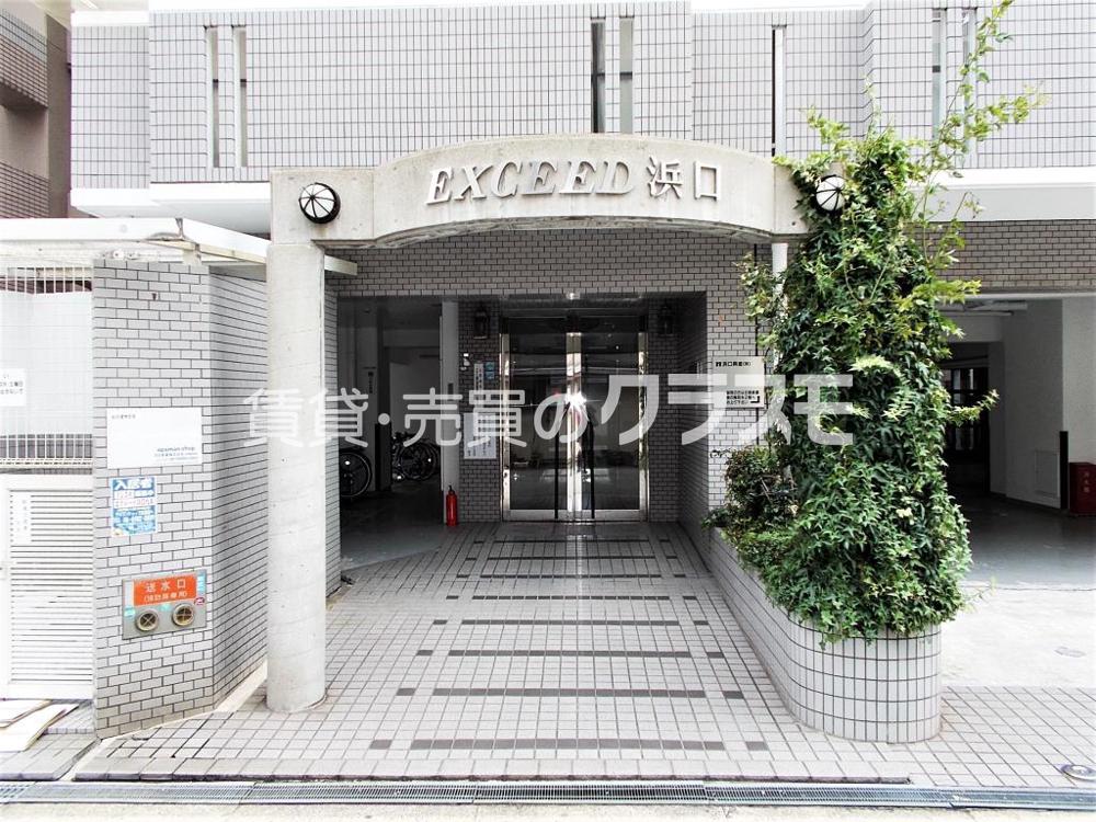 17/27 エントランス