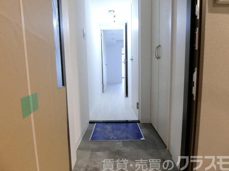 16/30 玄関