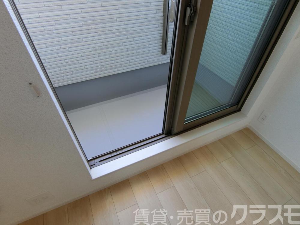 23/30 バルコニー