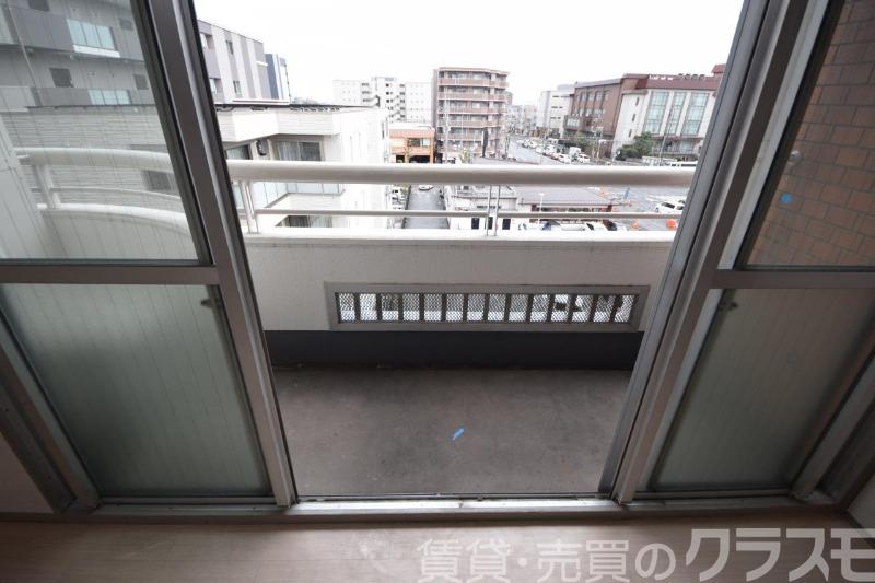 23/30 バルコニー