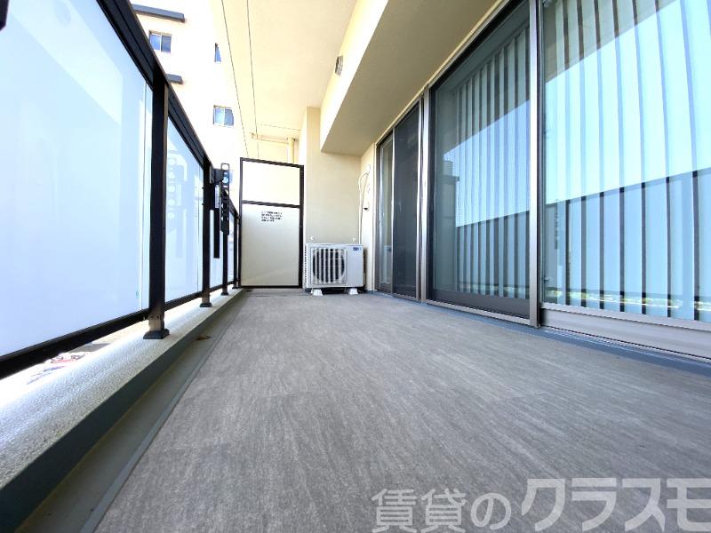 21/30 バルコニー